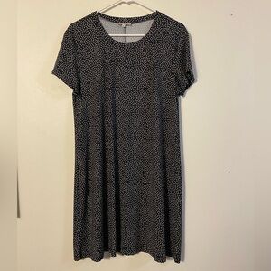 Mary Square crew neck short sleeve mini polka dot dress size medium